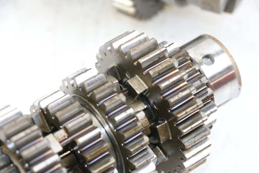 photo de GEARBOX KAWASAKI GTR 1000 (1994 - 2004) - Fixing points details