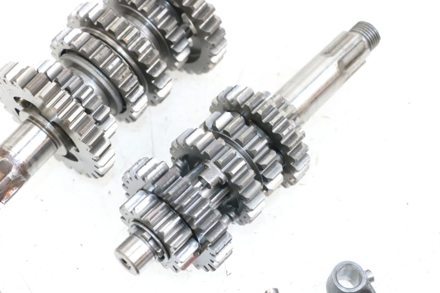 photo de GEARBOX KAWASAKI KDX 125 (1990 - 1991) - Alternative angle