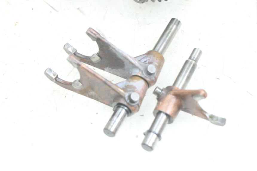 photo de GEARBOX GILERA RK 50 (1996 - 1999) - Distinctive features