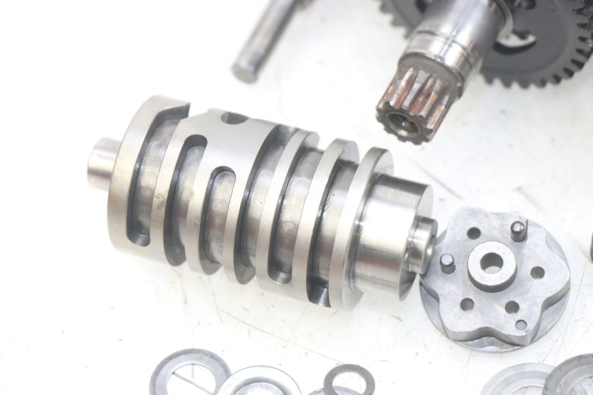 photo de GEARBOX GILERA RK 50 (1996 - 1999) - Alternative angle