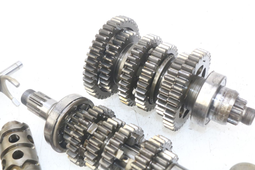 photo de GEARBOX TRIUMPH SPRINT ST 955 (1999 - 2001) - Spare part profile view