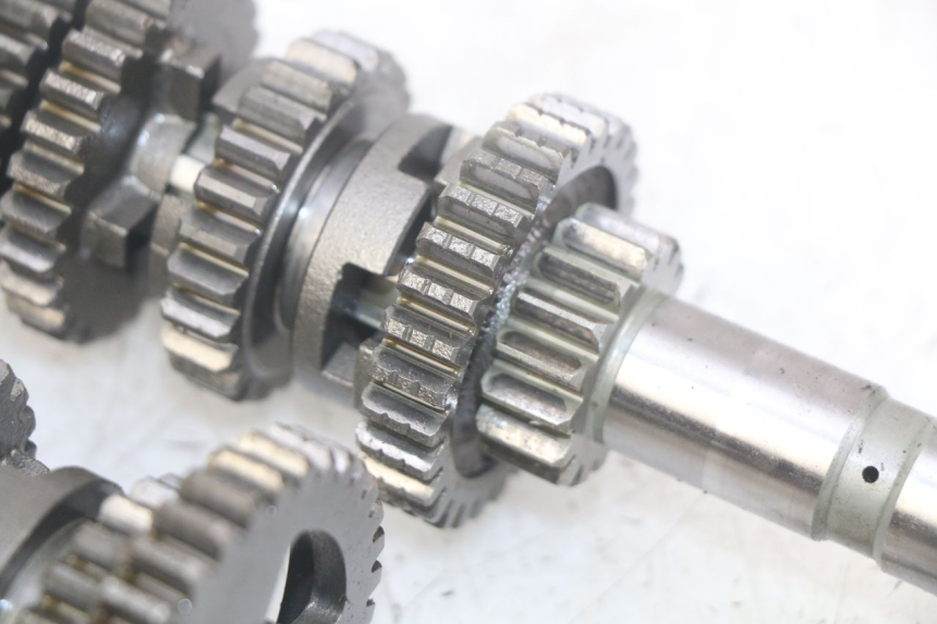 photo de GEARBOX YAMAHA SR 125 (1982 - 2003) - Alternative angle