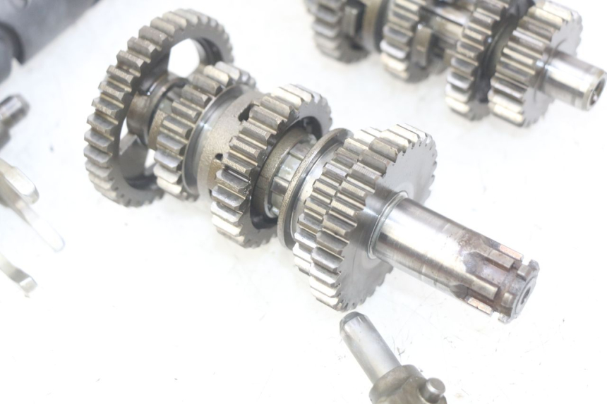 photo de GEARBOX YAMAHA SR 125 (1982 - 2003) - Alternative angle