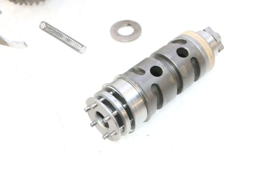 photo de GEARBOX DUCATI SS IE DS CARENEE 1000 (2002 - 2006) - Alternative angle