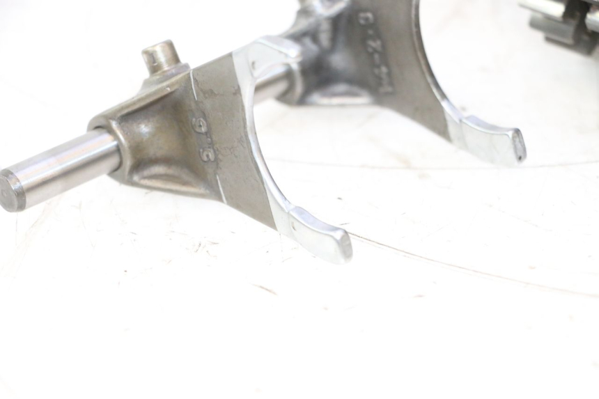 photo de GEARBOX DUCATI SS IE DS CARENEE 1000 (2002 - 2006) - Technical close-up