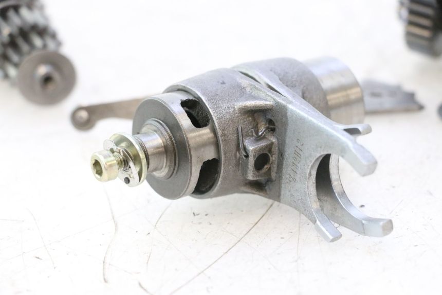 photo de GEARBOX YAMASAKI STREET 50 (2013 - 2018) - Surface and material condition