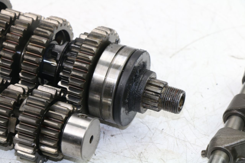 photo de GEARBOX SUZUKI GSF S BANDIT ABS 650 (2005 - 2006) - Surface and material condition