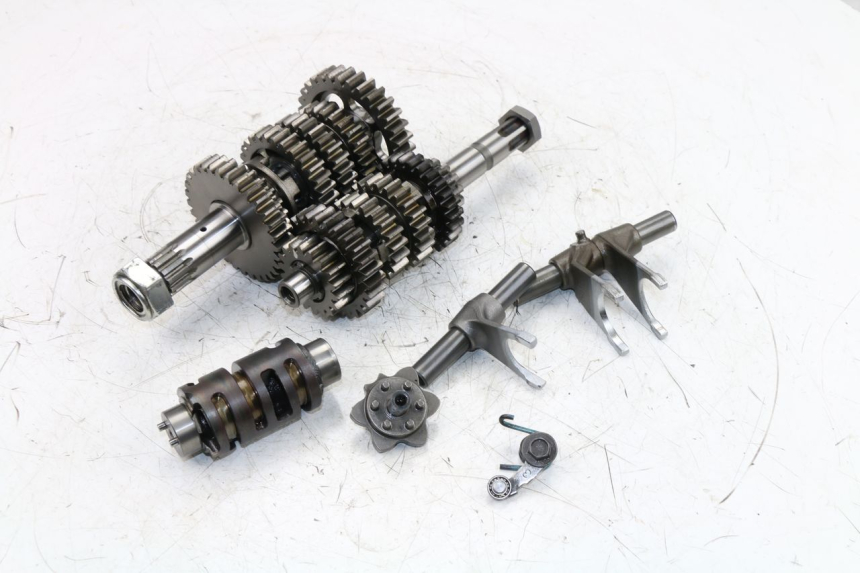 photo de GEARBOX SUZUKI SFV GLADIUS 650 (2009 - 2015) - High-resolution close-up