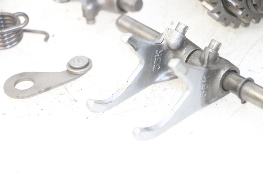 photo de GEARBOX YAMAHA TDR DELTABOX 125 (1997 - 2003) - Surface and material condition