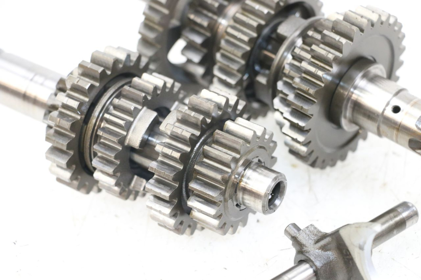 photo de GEARBOX SUZUKI VL INTRUDER 125 (2004 - 2007) - Alternative perspective