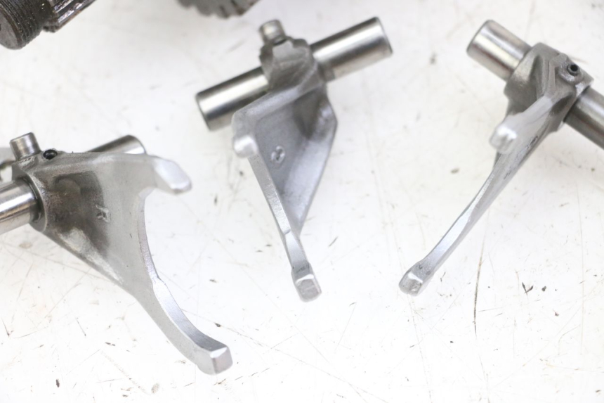 photo de GEARBOX YAMAHA YZ-F YZF 250 (2007 - 2013) - Surface and material condition