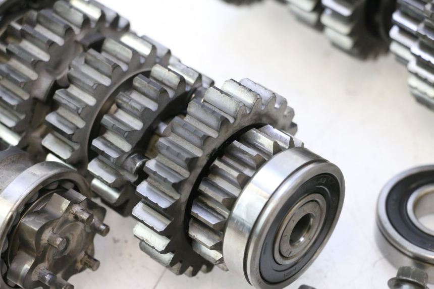 photo de GEARBOX YAMAHA YZF R GENESIS 750 (1993 - 1998) - High-resolution close-up