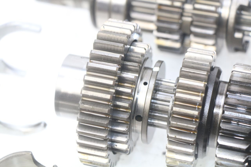 photo de GEARBOX KAWASAKI ZR7 ZR-7 S 750 (1999 - 2004) - Used quality zoom