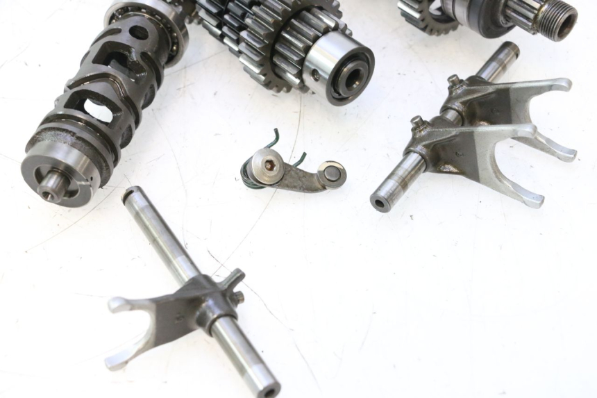 photo de GEARBOX KAWASAKI ZX-6R ZX6R 600 (2000 - 2002) - Focus on structure