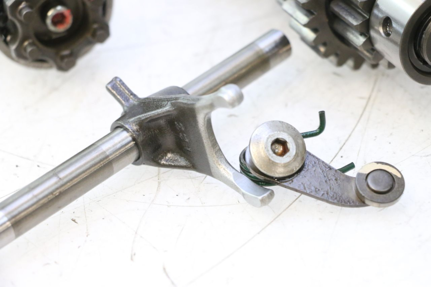 photo de GEARBOX KAWASAKI ZX-6R ZX6R 600 (2000 - 2002) - Spare part profile view