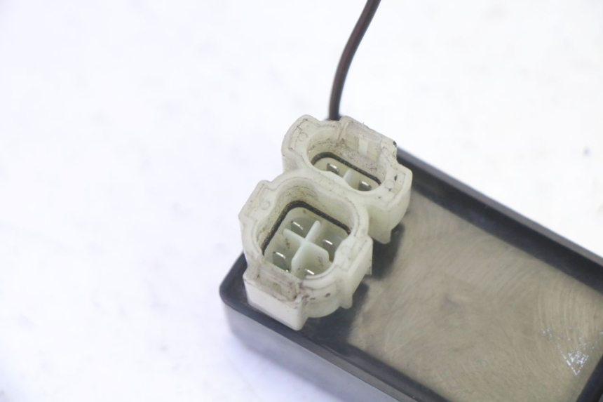 photo de CDI UNIT KYMCO AGILITY NAKED RENOUVO 2T 50 (2011 - 2018) - Technical close-up