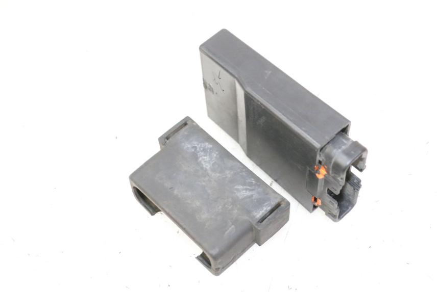 photo de CDI UNIT HONDA CBR RR FIREBLADE 900 (1992 - 1994) - Zoom on usage condition