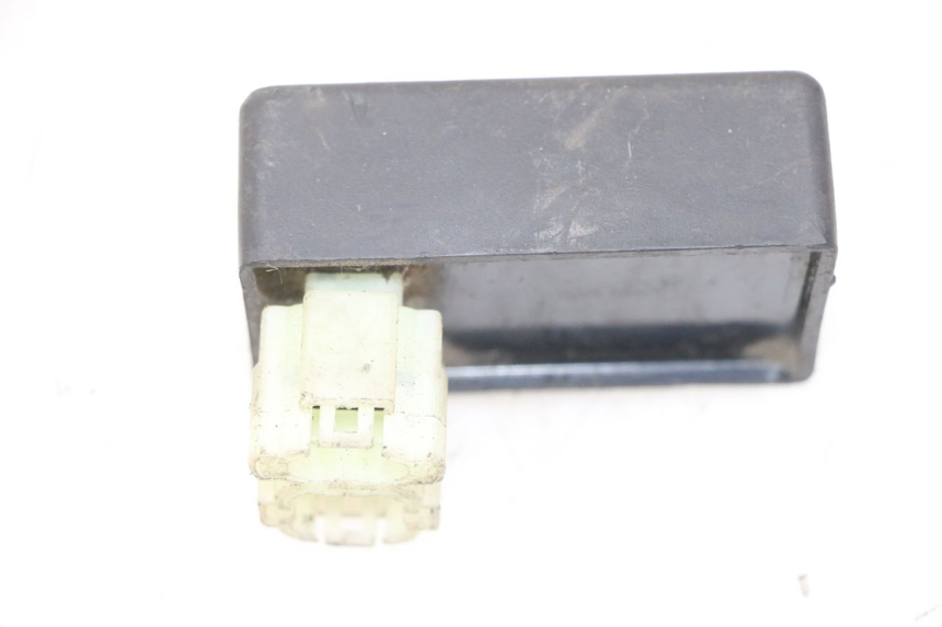 photo de CDI UNIT DAELIM BESBI 125 (2007 - 2008) - Zoom on usage condition