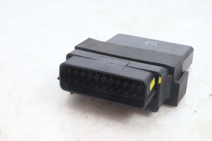 photo de CDI UNIT HONDA FES PANTHEON 2T 125 (1998 - 2002) - Main view