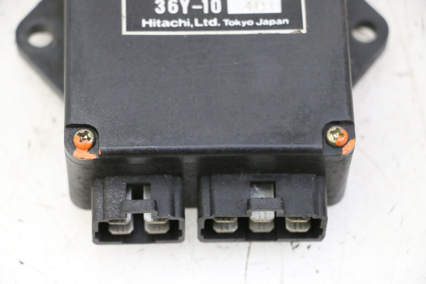 photo de CDI UNIT YAMAHA FJ 36Y 1100 (1984 - 1985) - Fixing points details