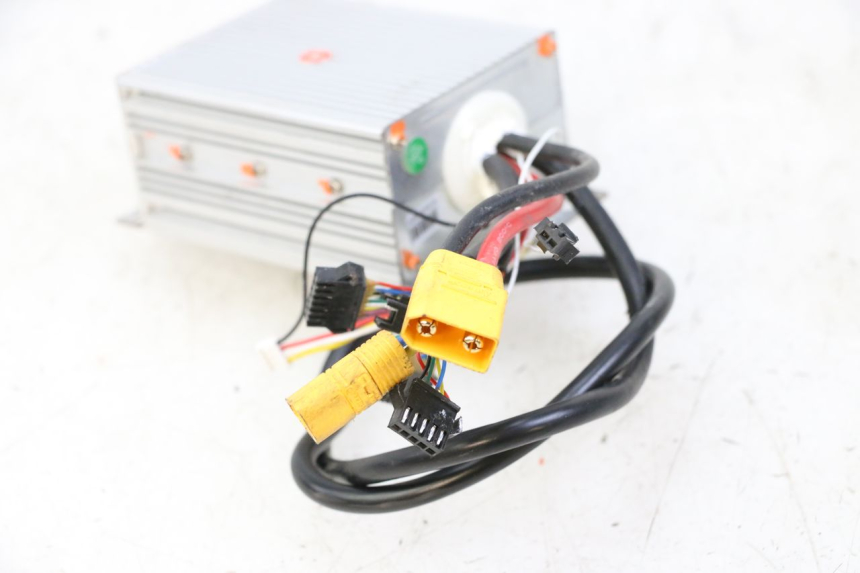 photo de CDI UNIT KUKIRIN G2 MASTER 1 - Technical close-up