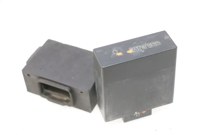 photo de CDI UNIT KAWASAKI GPX F ZX750F 750 (1986 - 1990) - Technical close-up
