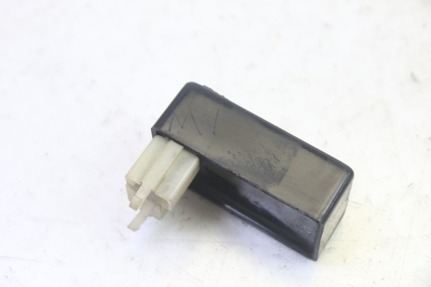 photo de CDI UNIT KYMCO GRAND DINK 125 (2002 - 2007) - Alternative perspective