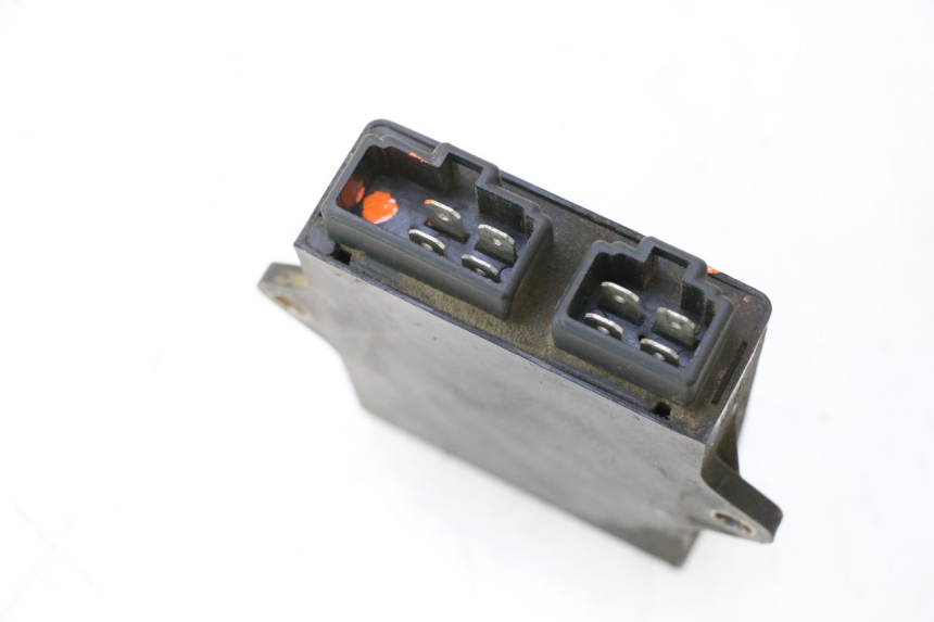 photo de CDI UNIT SUZUKI GSX F GSXF 750 (1988 - 1998) - Technical close-up