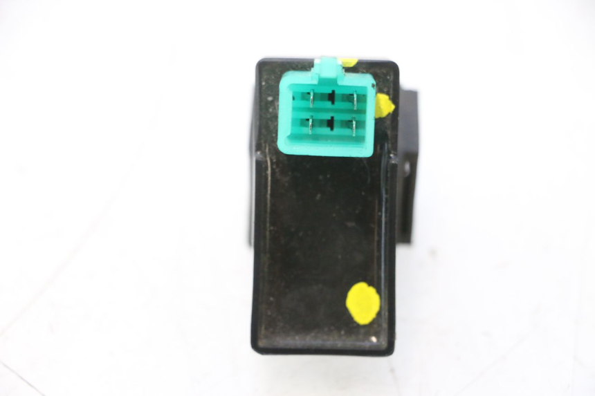 photo de CDI UNIT PEUGEOT KISBEE 4T 50 (2023 - 2026) - Alternative perspective