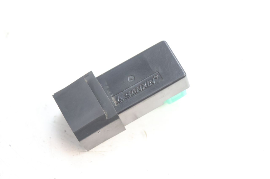 photo de CDI UNIT PEUGEOT KISBEE 4T 50 (2018 - 2022) - Technical close-up