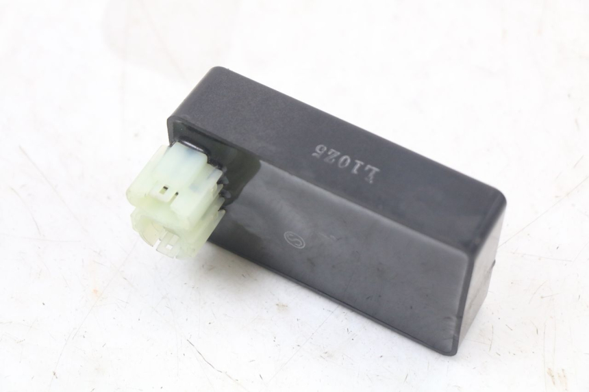 photo de CDI UNIT SYM MIO 50 (2011 - 2017) - Alternative perspective