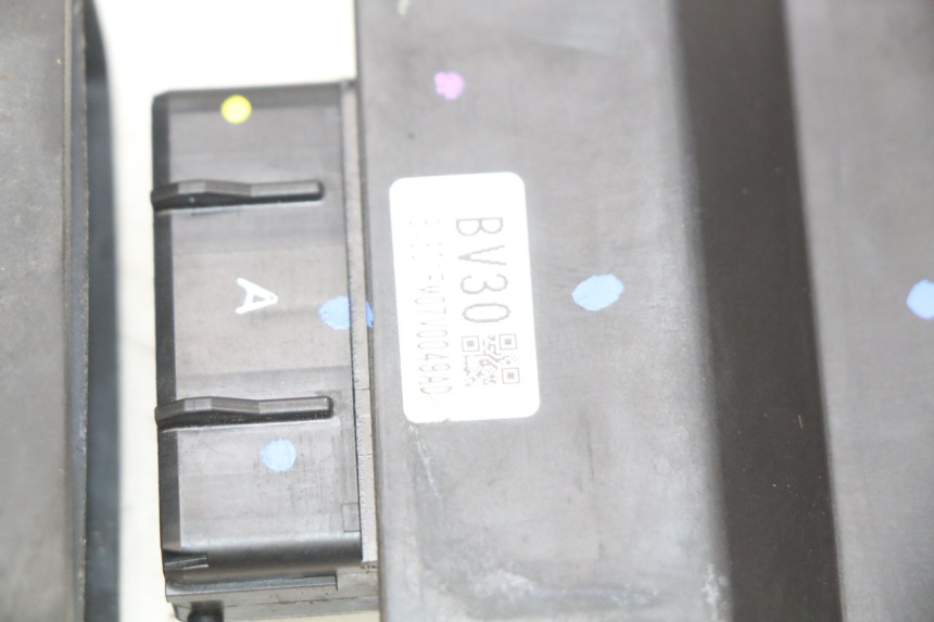 photo de CDI UNIT YAMAHA N-MAX NMAX 125 (2017 - 2020) - Zoom on usage condition