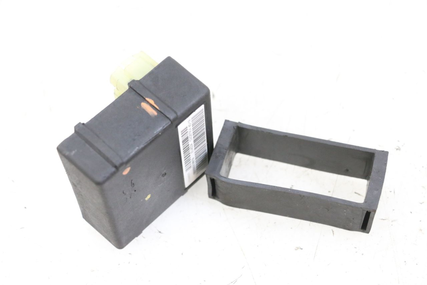 photo de CDI UNIT PIAGGIO NEW TYPHOON 50 (2018 - 2021) - Technical close-up