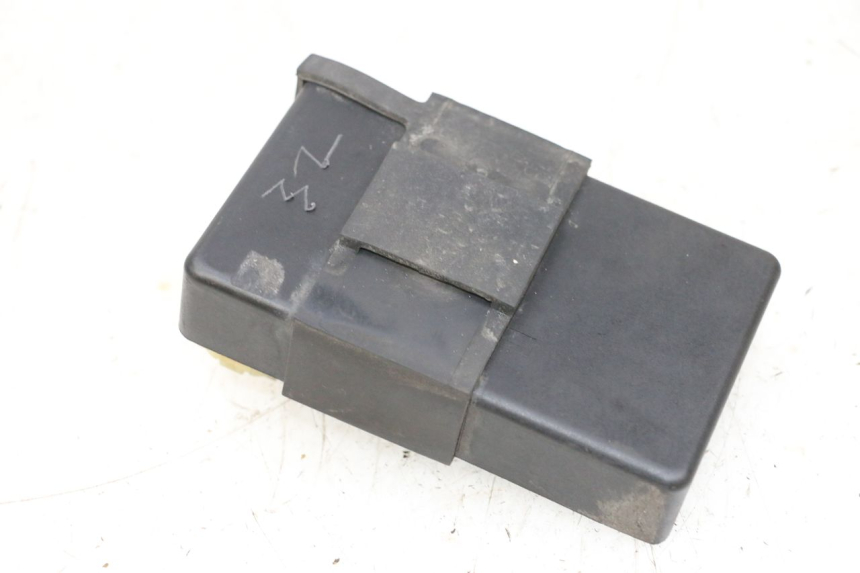 photo de CDI UNIT HONDA NSR R 125 (1994 - 2003) - Fixing points details