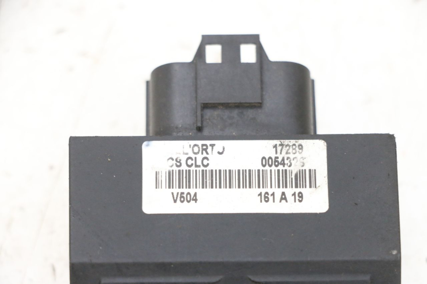 photo de CDI UNIT SYM ORBIT III 3 4T 50 (2018 - 2021) - Alternative perspective