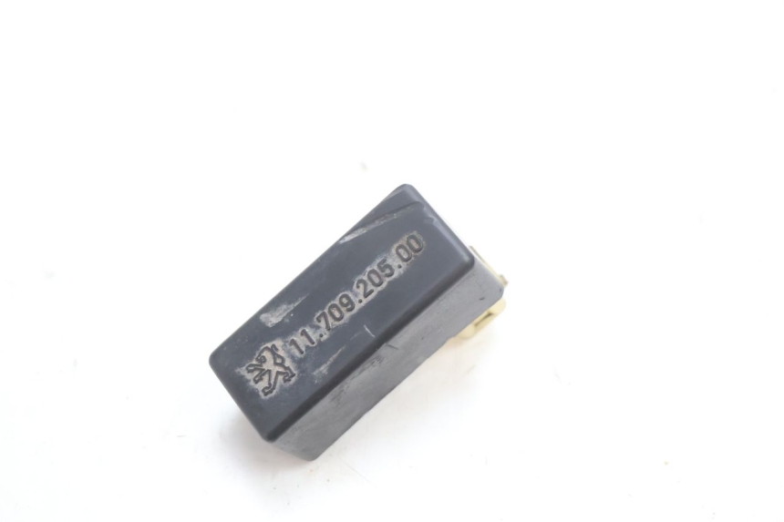 photo de CDI UNIT PEUGEOT SPEEDFIGHT 2 AC 50 (2000 - 2009) - Zoom on usage condition