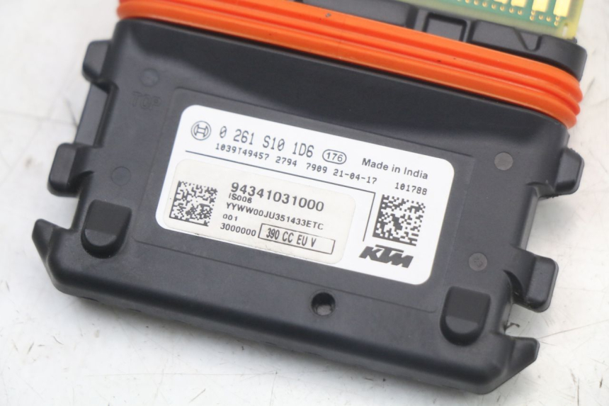 photo de CDI UNIT HUSQVARNA SVARTPILEN 401 (2018 - 2023) - Component detail