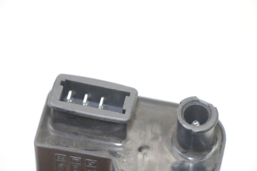 photo de CDI UNIT PIAGGIO VESPA LX 2T 50 (2005 - 2013) - Alternative perspective