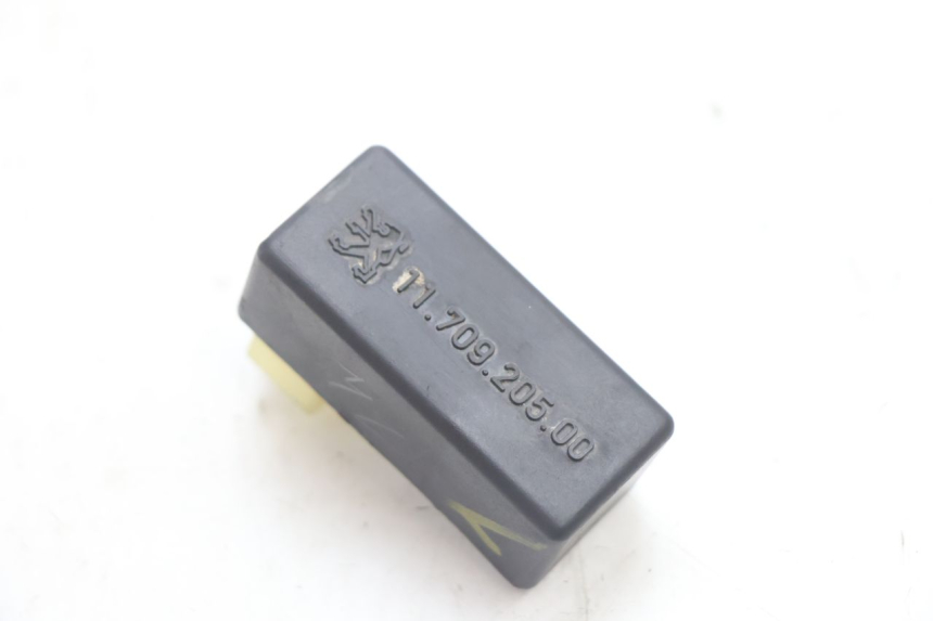photo de CDI UNIT PEUGEOT VIVACITY 50 (2004 - 2009) - Zoom on usage condition