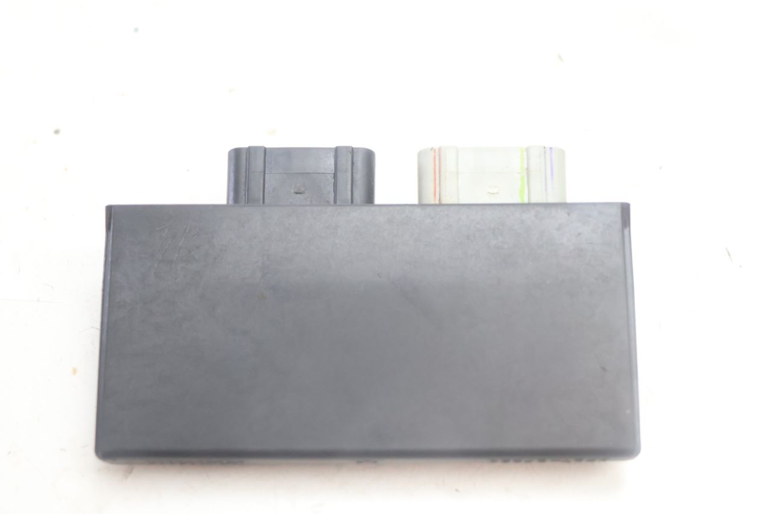 photo de CDI UNIT HONDA XLV VARADERO 125 (2007 - 2012) - Alternative perspective