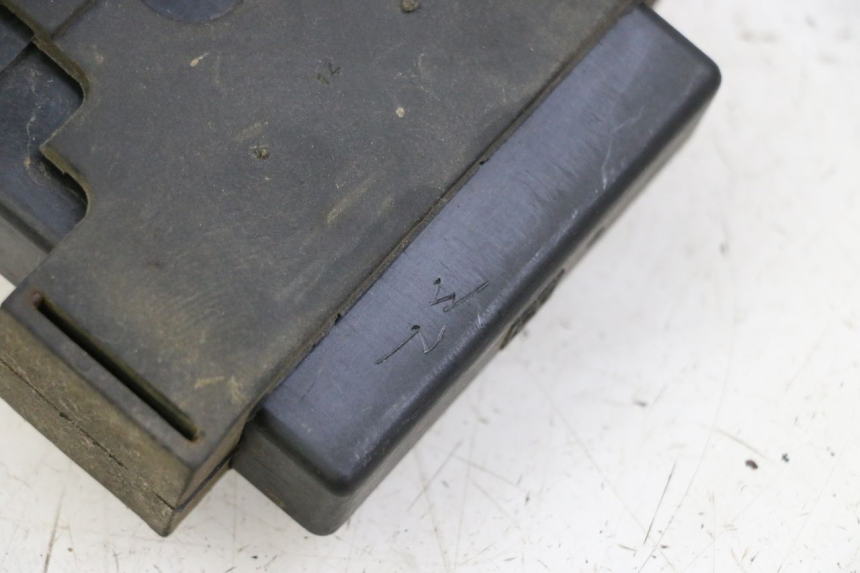 photo de CDI UNIT YAMAHA YP MAJESTY 125 (2002 - 2006) - Fixing points details