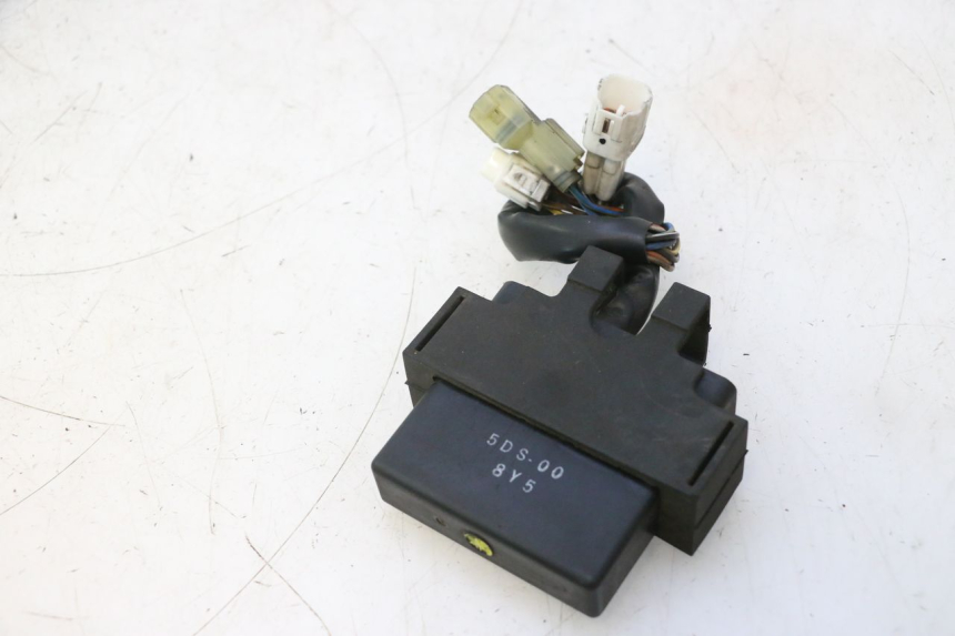 photo de CDI UNIT YAMAHA YP MAJESTY 125 (1998 - 2001) - Fixing points details
