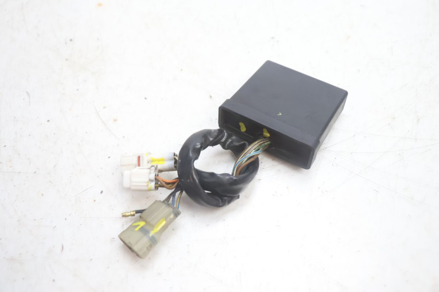 photo de CDI UNIT YAMAHA YP MAJESTY 125 (2002 - 2006) - Technical close-up