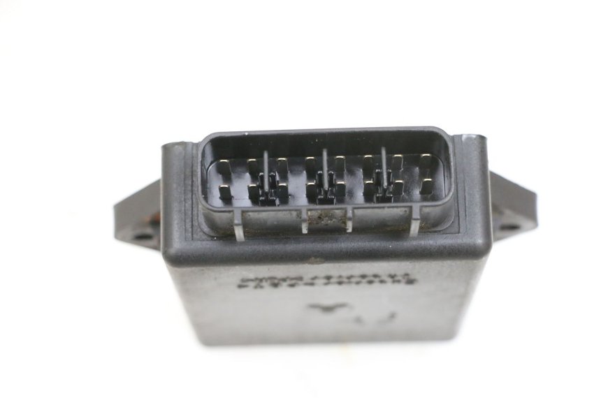 photo de CDI UNIT KAWASAKI ZR 7 750 (1999 - 2004) - Alternative perspective