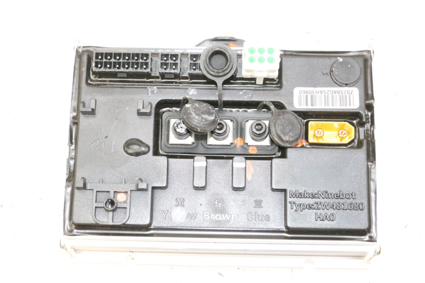 photo de CDI UNIT SEGWAY NINEBOT ZT3 PRO 1 - Main view