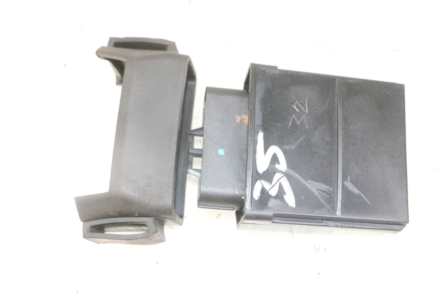 photo de INJECTION UNIT VENESI FLY RETRO 4T 50 (2020 - 2025) - Zoom on usage condition