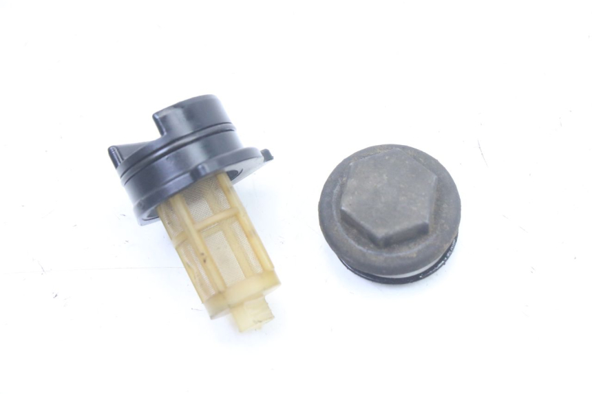 photo de ENGINE OIL CAP APRILIA ATLANTIC 125 (2003 - 2009) - Zoom on usage condition