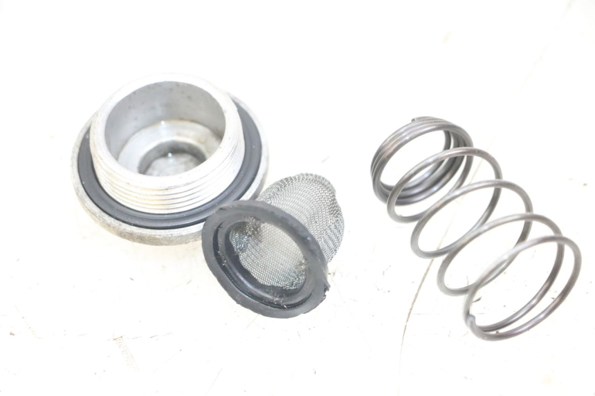 photo de OIL PAN PLUG JONWAY AZTRAL 125 (2008 - 2017) - Zoom on usage condition