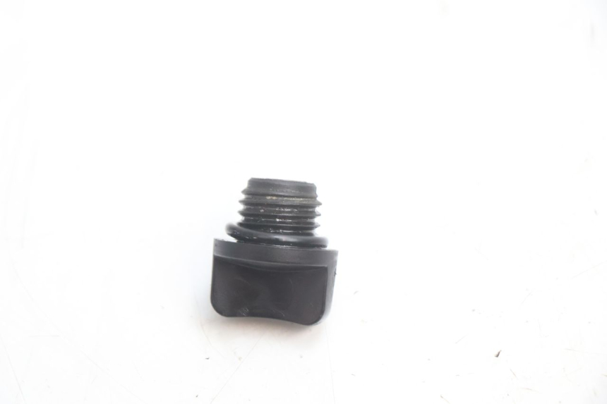 photo de ENGINE OIL CAP HM HONDA CRM DERAPAGE RR 50 (2006 - 2017) - Zoom on usage condition