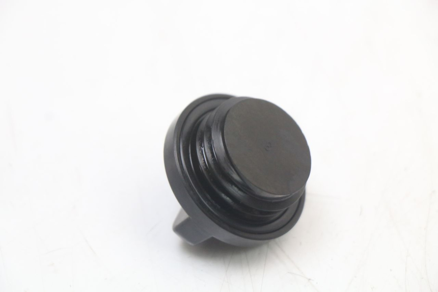 photo de ENGINE OIL CAP YAMAHA FJR ABS 1300 (2006 - 2012) - Technical close-up